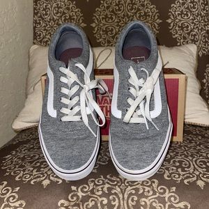 EUC - Old Skool Vans